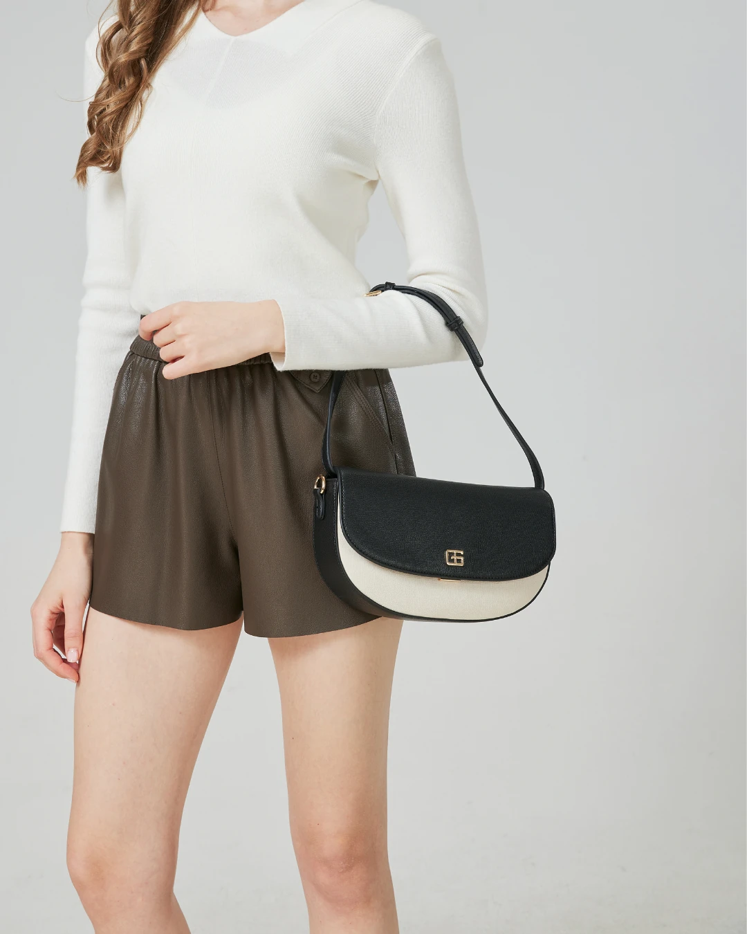 Alza Shoulder Sling Bag (Black) - Image 8