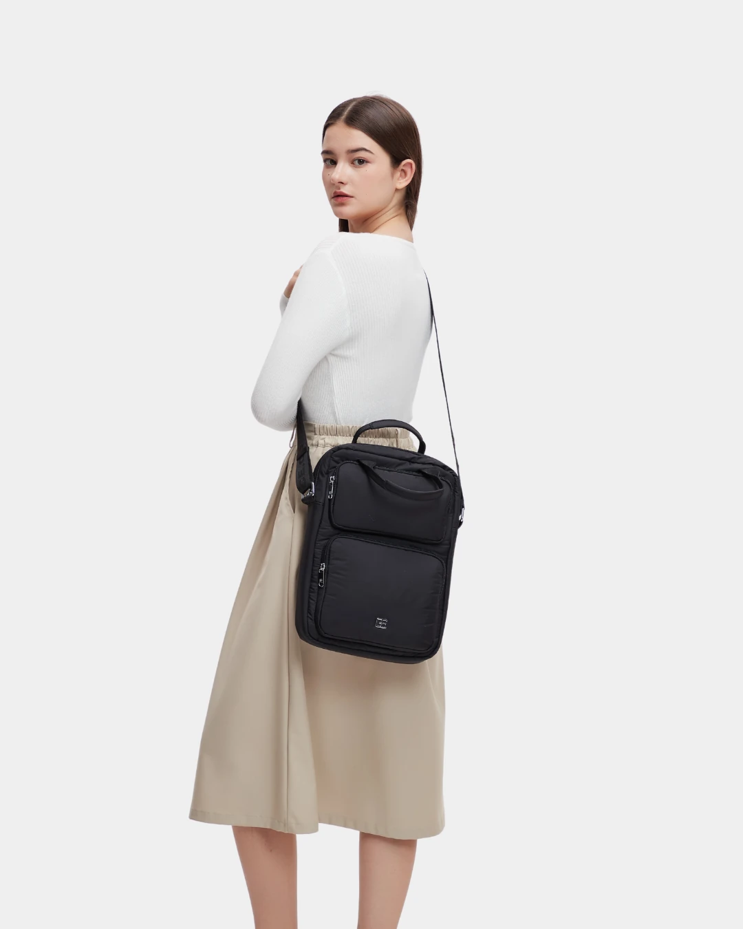 Logan Puffer Laptop Bag (Black) - Image 7