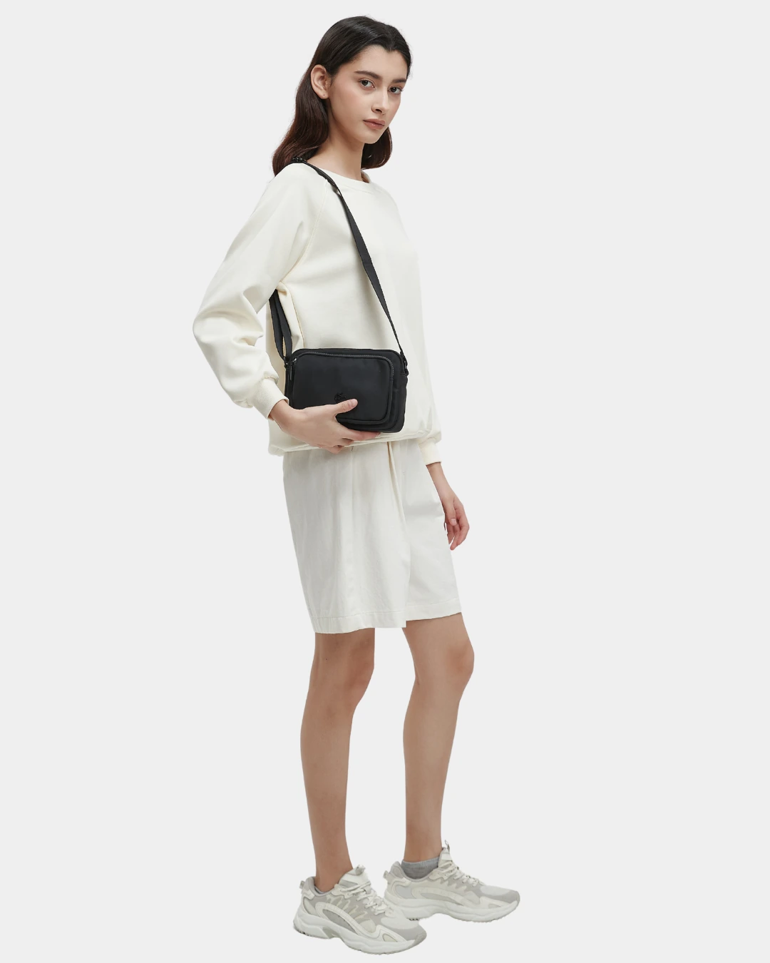 Lior Nylon Sling Bag (Black) - Image 2